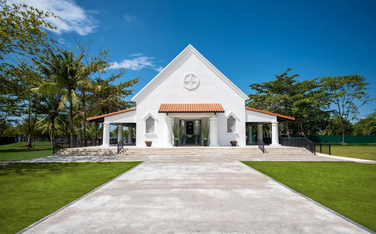 Dusit Thani Lubi Plantation Resort Mabini  Exterior photo